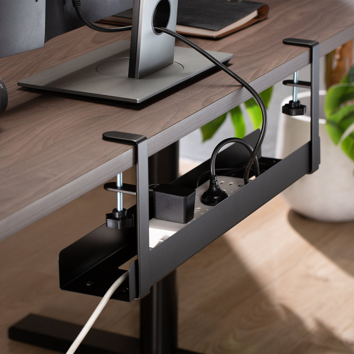 EAN 8052101432213 - Ewent EW1548 organizador de cables Escritorio Bandeja de cables Negro 1 pieza(s) imagen 9