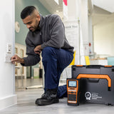 EAN 4262403288560 - Brother ZPTOUCHLBOXXKOMPL caja para equipo Portaaccesorios de viaje rígido Negro, Naranja imagen 5