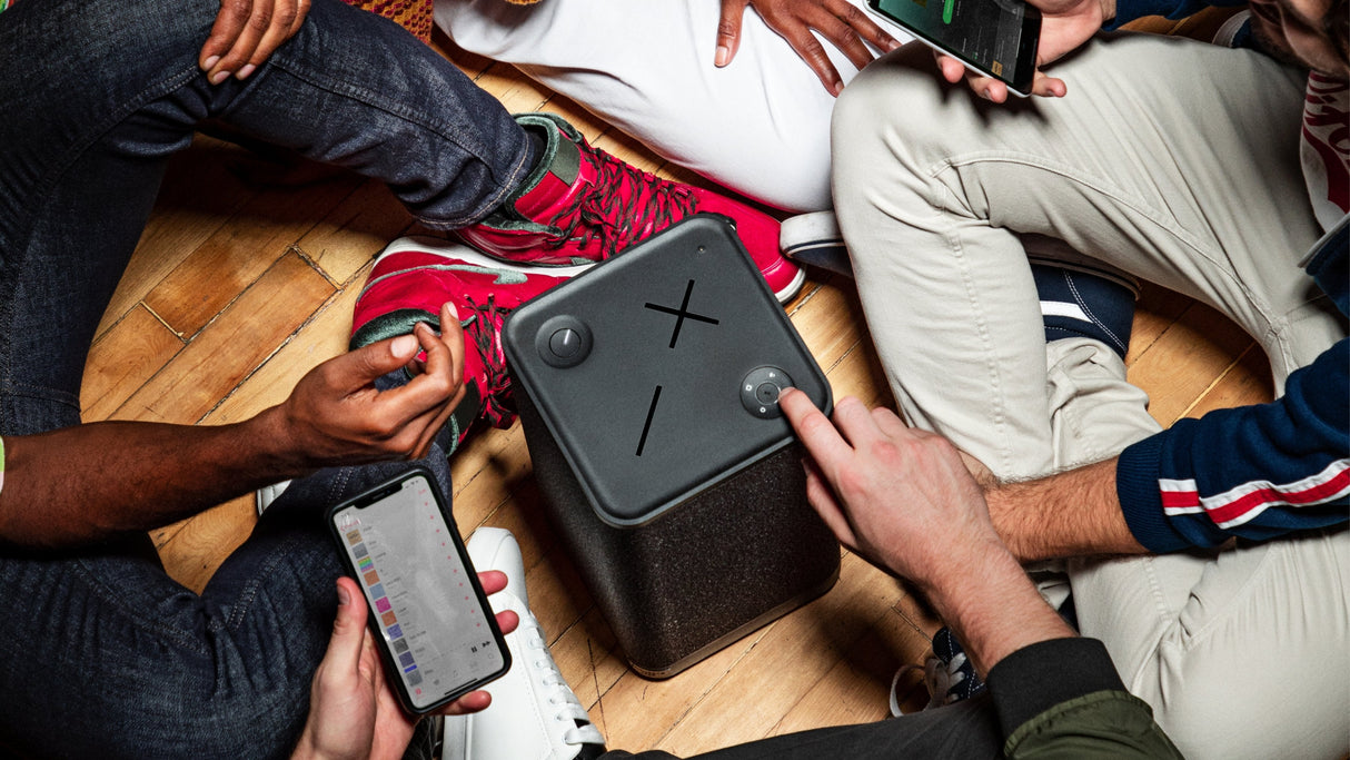 Ultimate Ears Hyperboom Altavoz Para Uso Portátil Inalámbrico Bluetooth Controlado Por Aplicación 2 Vías Negro