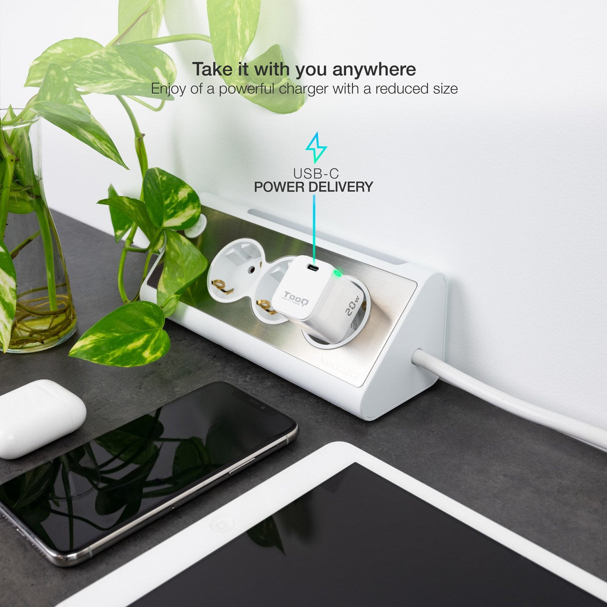 Tooq Cargador De Pared Usb-C/Pd 20w - Blanco