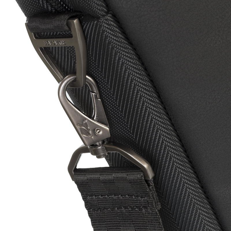 Rivacase Narita 8135 Maletín Para Portátil Hasta 15.6" Negro