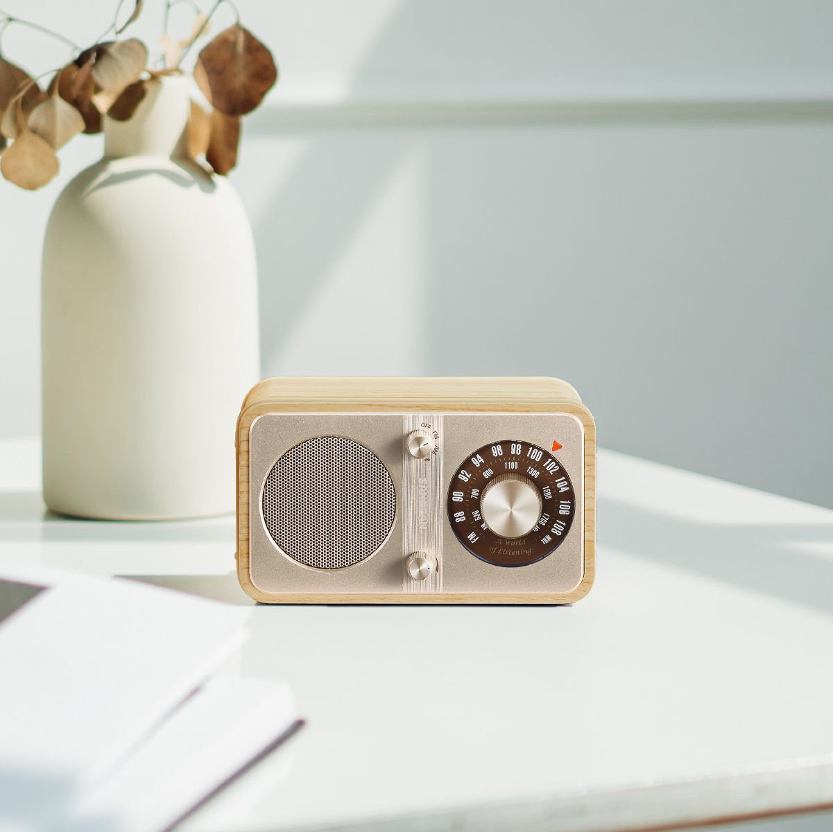 Sangean Wr-9 Fresno Blanco Radio Analógica De Madera Con Am Fm Bluetooth