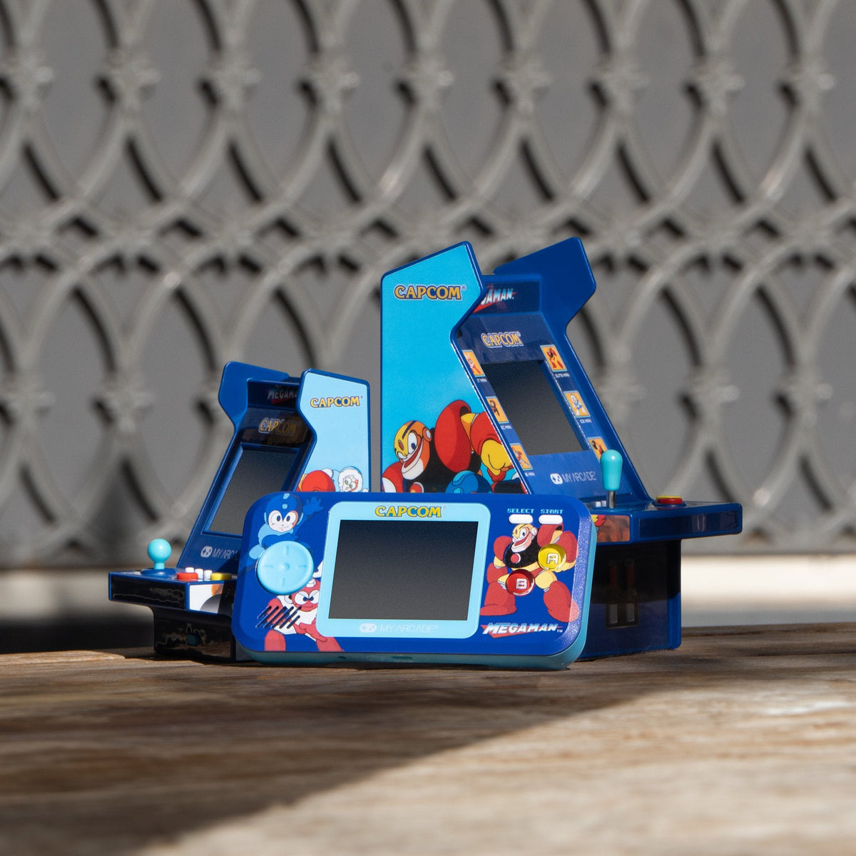 My Arcade Nano Player Megaman 6 Games 4.5" Dgunl-4188