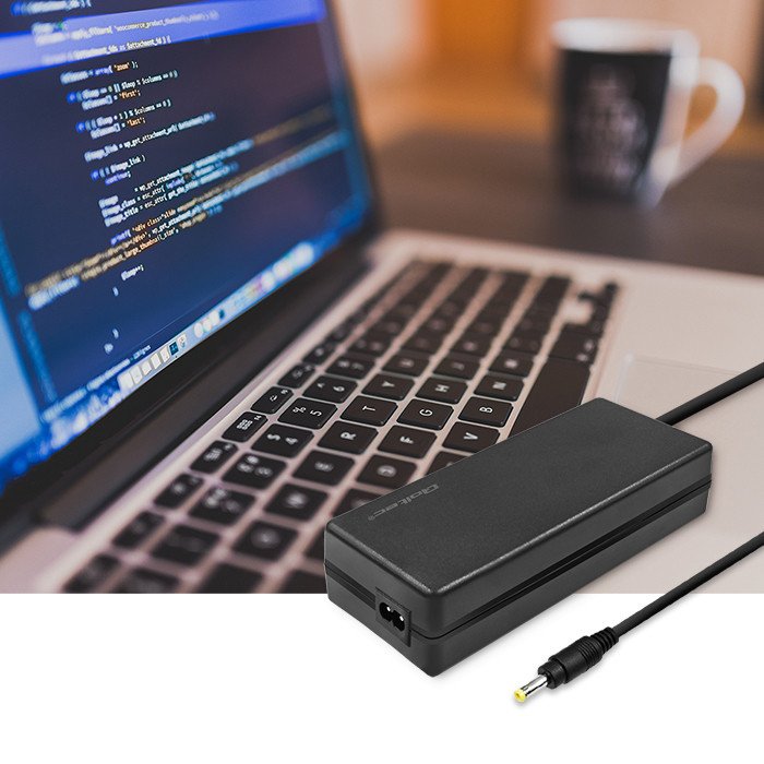 EAN 5901878510378 - Qoltec 51037 adaptador e inversor de corriente Interior 120 W Negro imagen 7