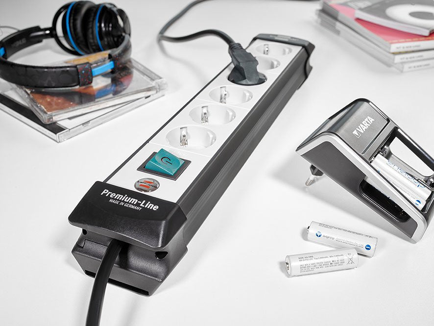 Brennenstuhl 1955560100 Base Múltiple 3 M 6 Salidas Ac Gris