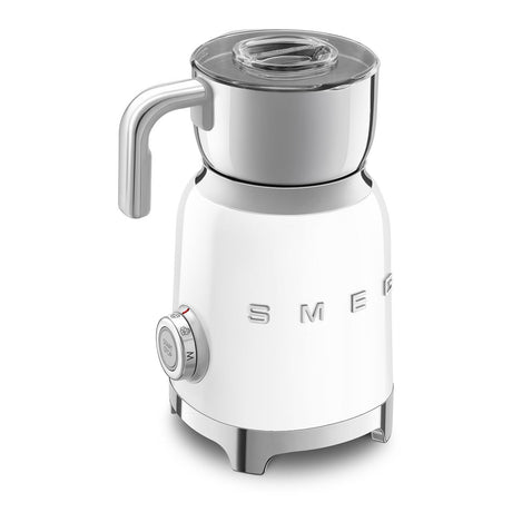 EAN 8017709316136 - Smeg MFF11WHEU espumador o calentador de leche Automatic milk frother/warmer Blanco imagen 4