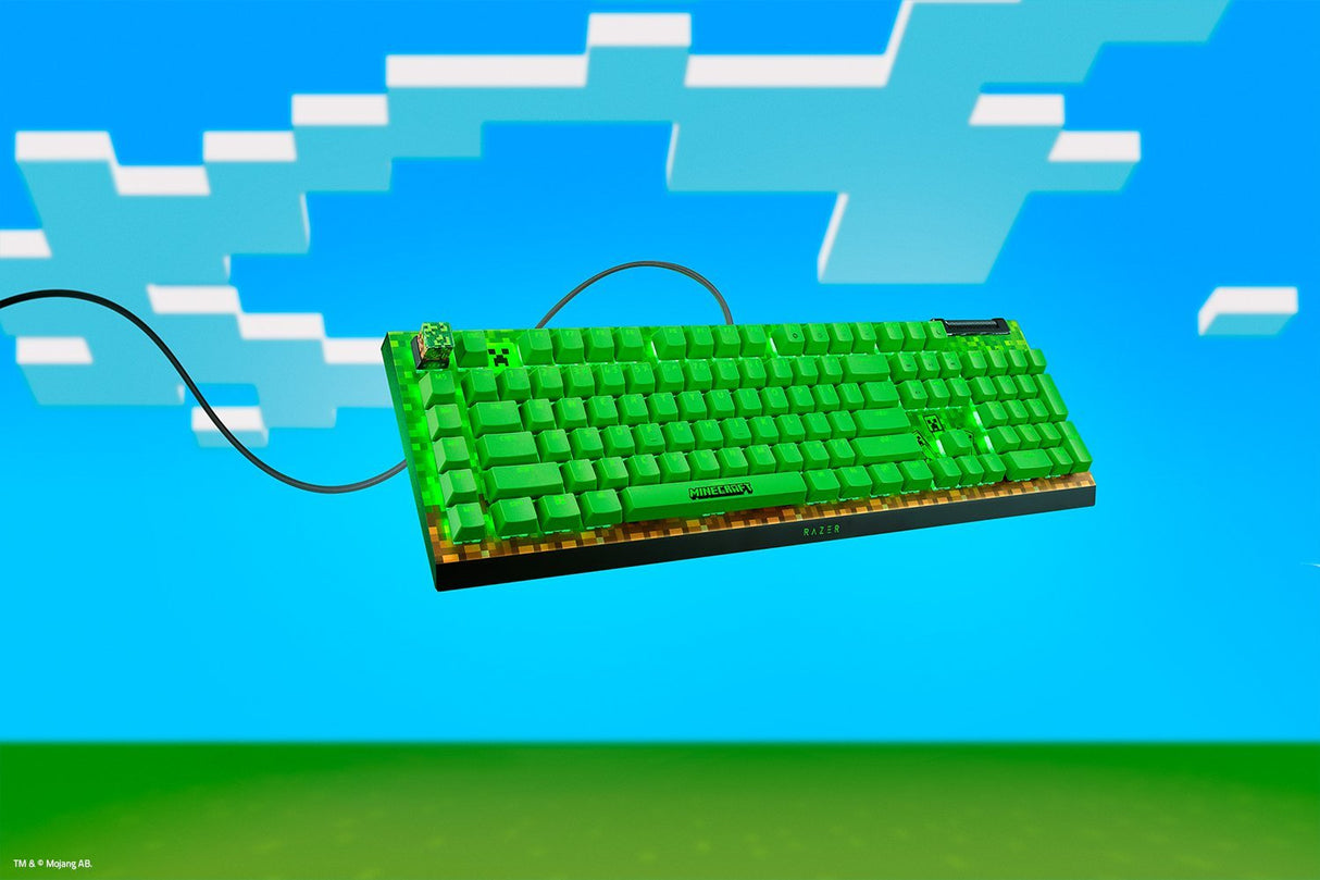 Teclado Razer Blackwidow V4 X Green Switch (Us Layout) (Rz03-04704100-R3m1)