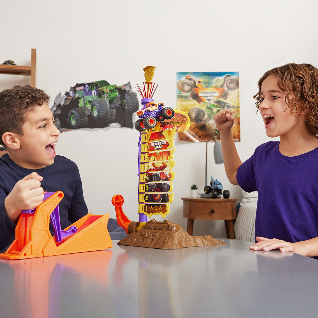 Spin Master Monster Jam - Big Air Challenge Con El Toro Loco, 6045029