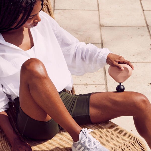 Masajeador Therabody Theragun Mini 2.0 Rosa Del Desierto