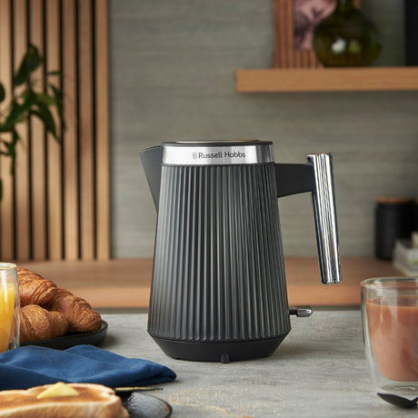 EAN 5038061168587 - Russell Hobbs Brontë tetera eléctrica 1,7 L 3000 W Negro imagen 3