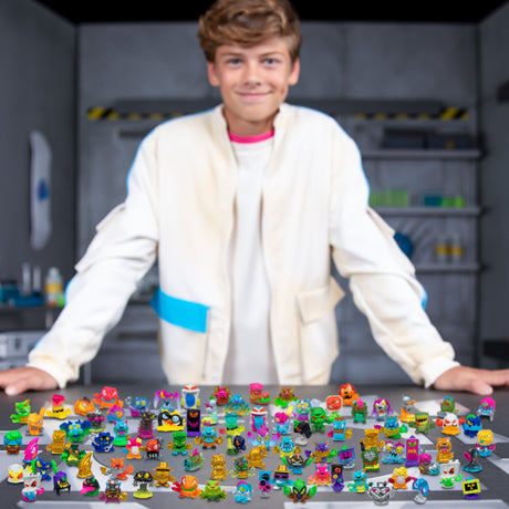EAN 630996247525 - Moose Toys MrBeast Lab Swarms II Atomic 12-pack imagen 13