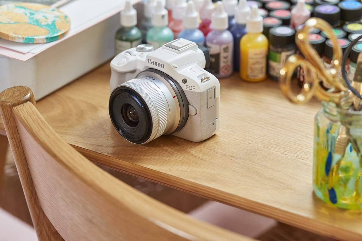 Canon Eos R50 Wh + Rf-S 18-45mm F4.5-6.3 Is Stm (Sip)