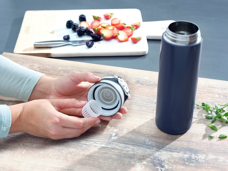 Leifheit 03275 Taza De Viaje 600 Ml Negro, Azul Acero Inoxidable