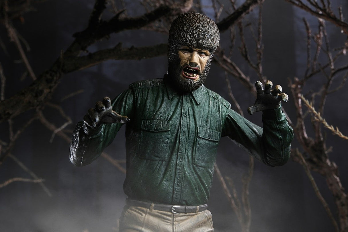 Figura Hombre Lobo Universal Monsters 18cm