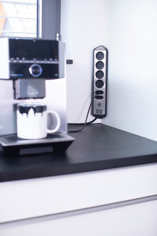 EAN 4007123672820 - Brennenstuhl 1153590610 base múltiple 2 m 6 salidas AC Interior Negro, Plata imagen 11