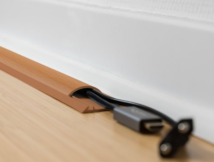 Delock Conducto Para Cables Autoadhesivo De 30 X 11 Mm - 1 M De Longitud Con Aspecto De Madera