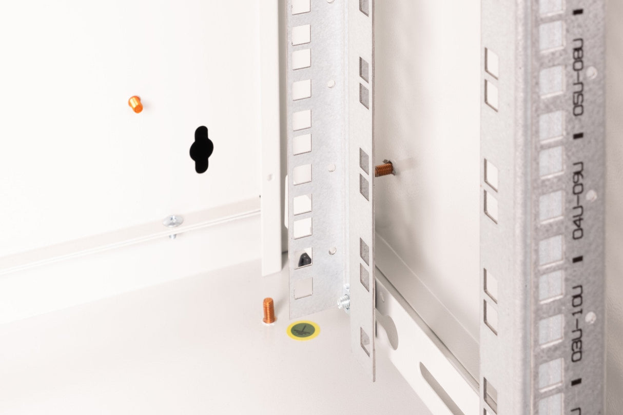 Digitus 12u Cabinet            Rack Wall Mounting 624x600x450mm