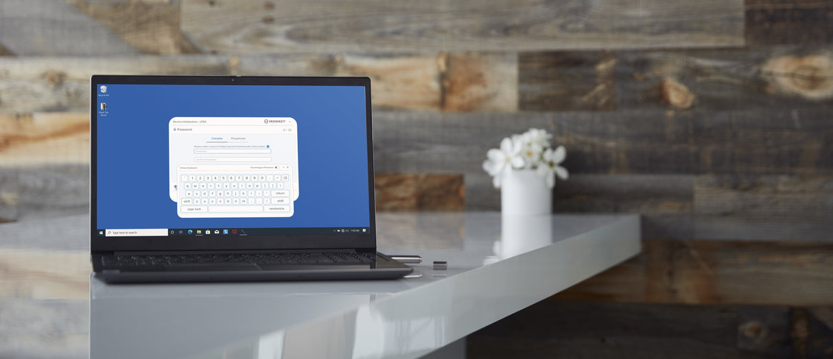 EAN 0740617329391 - Kingston Technology IronKey Locker+ 50 unidad flash USB USB tipo A 3.2 Gen 1 (3.1 Gen 1) Plata imagen 11