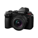 Panasonic Lumix S5d + S-R1840 F/4.5-6.3