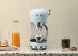 EAN 8017709324766 - Smeg ECF02PBEU cafetera eléctrica Manual Máquina espresso 1,1 L imagen 23