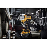 Llave De Impacto Inalámbrica Dewalt Dcf961h2t, 18 Voltios, 1/2" Amarillo/Negro, 2 Baterías Powerstack Li-Ion 5ah, En Caja T Stak Dcf961h2t-Qw