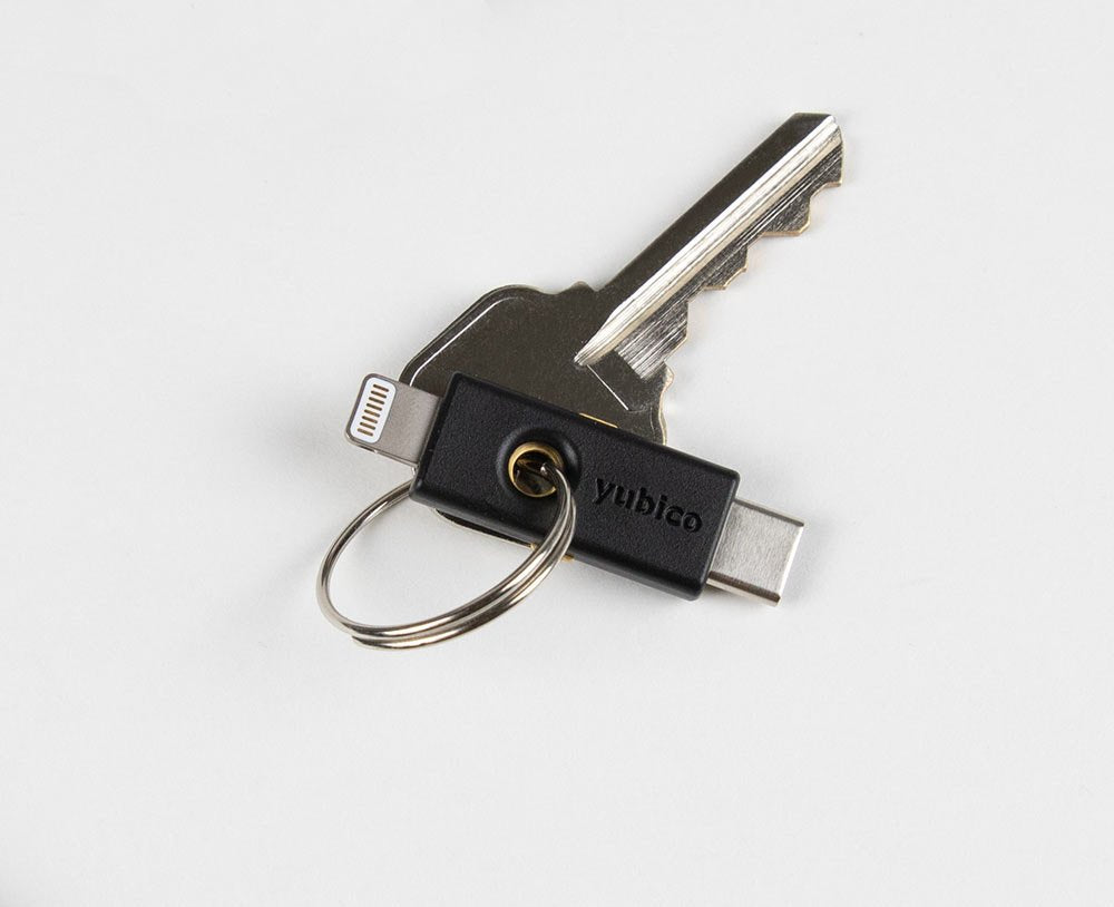 Yubikey 5ci - Usb-C + Lightning, Clave / Token Con Autenticacion Multifactor, Soporte Openpgp Y Smart Card (2fa)