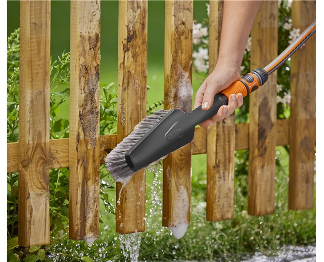 EAN 4066407002463 - Gardena 18863-20 pistola de pulverización de agua o boquilla Boquilla de lavado Gris, Naranja imagen 2