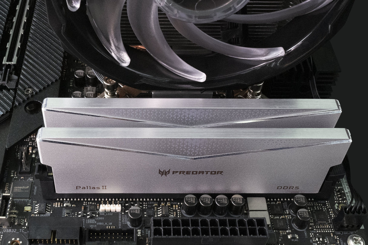 EAN 6955914618527 - Predator PALLASII-64GB-6000-2R8-2X módulo de memoria 2 x 32 GB DDR5 6000 MT/s 288-pin DIMM imagen 8