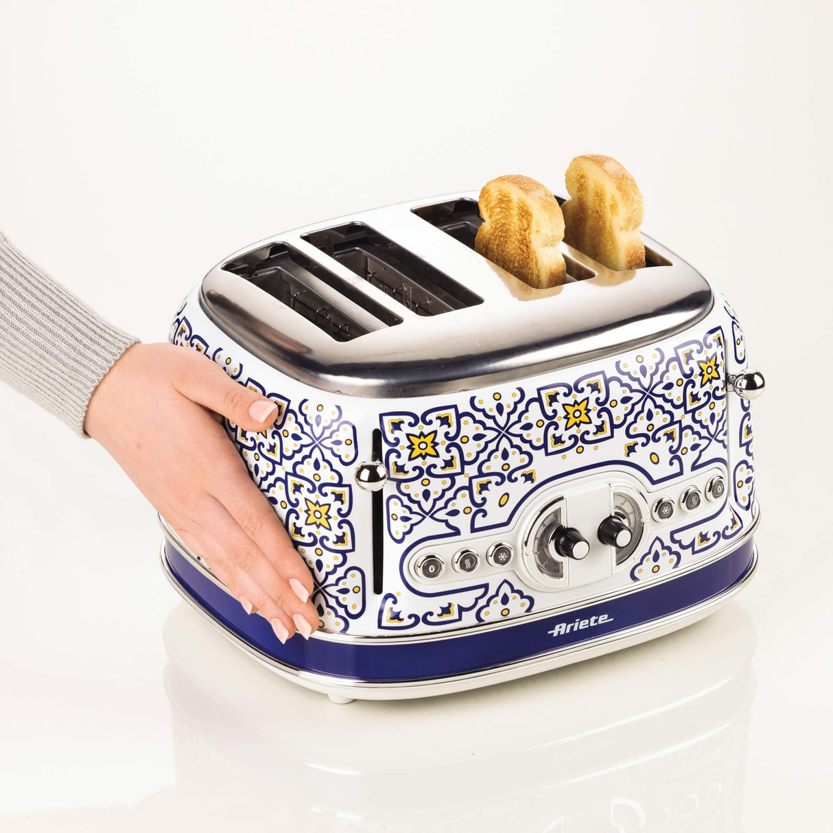 Ariete 4-Schlitz-Toaster Capri (Blanco/Mehrfarbig, 1.630 Watt, Para 4 Scheiben Toast) 0156ca