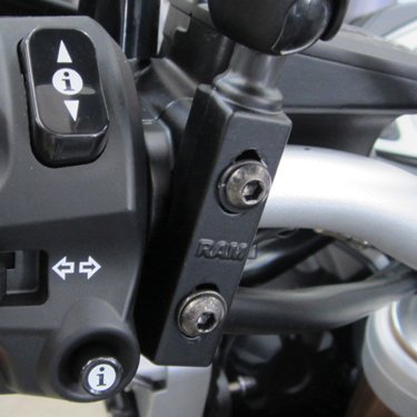 Ram Mounts Ram-B-309-1u Base De Bola Para Depósito De Freno/Embrague De Motocicleta, Negro