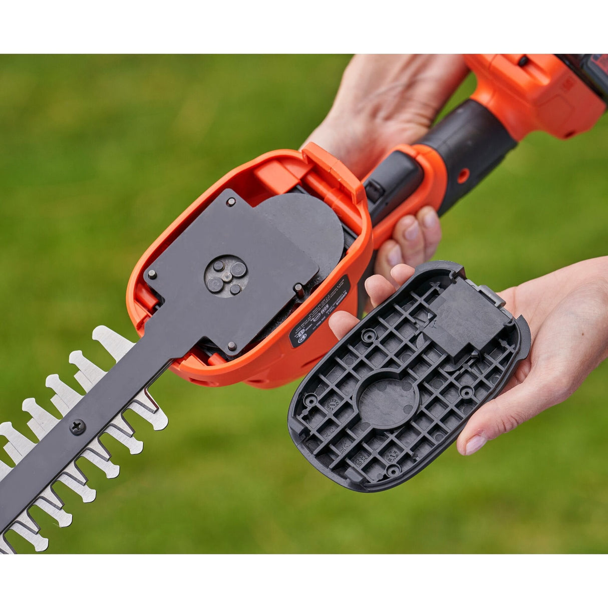 Cortasetos Black+Decker Bcss18d1-Qw Naranja