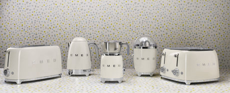 EAN 8017709263348 - Smeg TSF03CREU tostadora 6 4 rebanada(s) 2000 W Crema de color imagen 11