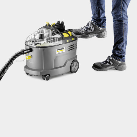 EAN 4054278680750 - Kärcher 1.101-700.0 máquina de limpieza de alfombras Caminar-detrás Profundo Negro, Gris, Amarillo imagen 2