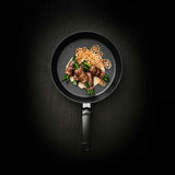 EAN 4009209367606 - Fissler Adamant Comfort Sartén multiuso Alrededor imagen 5