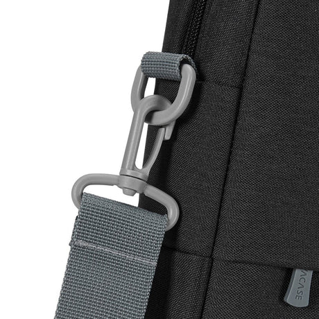 EAN 4260709015958 - Rivacase Prater 39,6 cm (15.6") Maletín Negro imagen 12