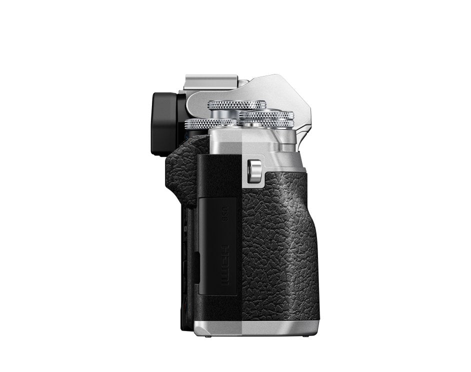 EAN 4046628003142 - Olympus OM-D E‑M10 Mark IV + 14-150mm 4/3" MILC 20,3 MP Live MOS 5184 x 3888 Pixeles Plata imagen 3