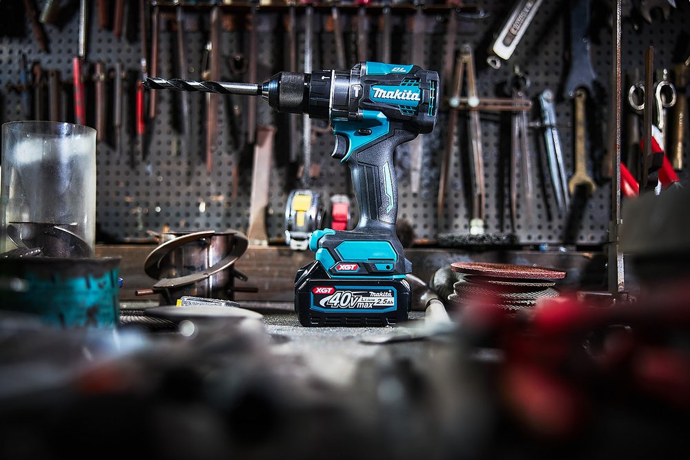 Taladro De Impacto Inalámbrico Makita  Hp001gd201 Xgt, 40 Voltios