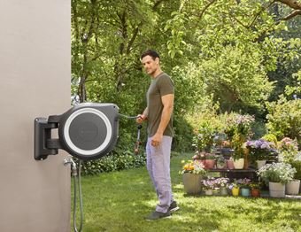 EAN 4078500052078 - Gardena RollUp Carrete de pared Automático Negro, Gris imagen 3