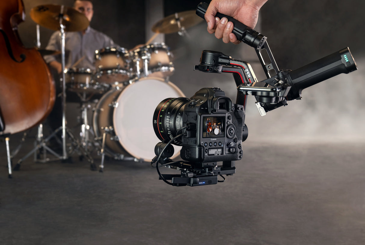 Estabilizador  Dji Rs 2 Pro Combo  Manual Para Cámara Negro