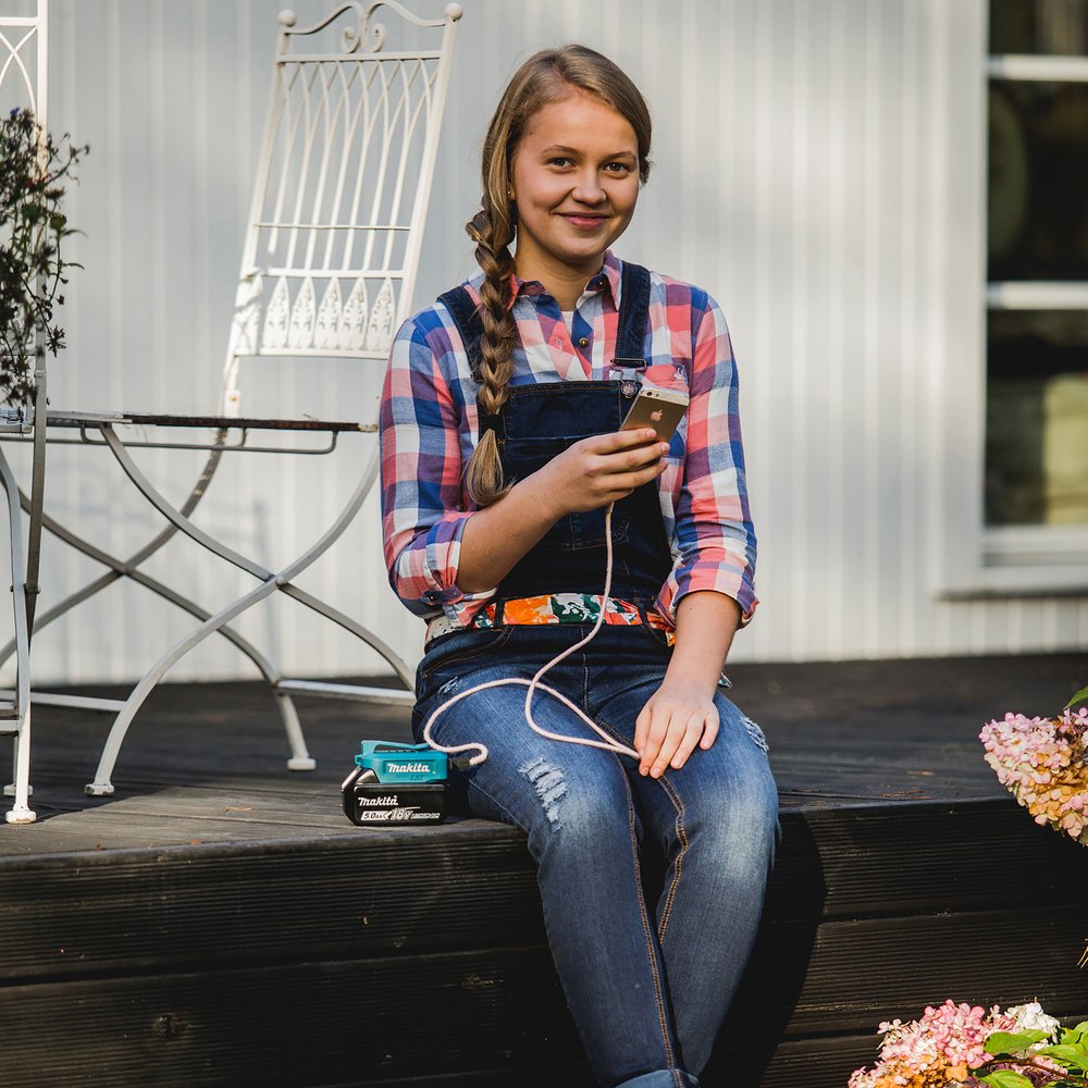 EAN 88381806954 - Makita DECADP05 cargador de batería Universal USB imagen 8