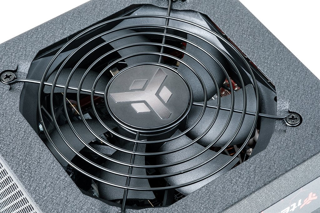 Fuente De Alimentación Itek Gf750 750 W 24-Pin Atx Atx Negro