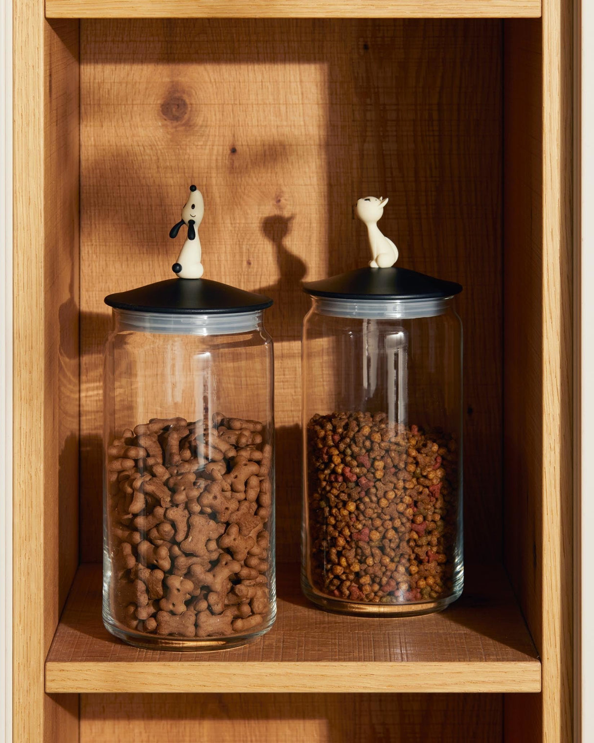 EAN 8003299965267 - Alessi AMMI21B jarra Negro imagen 2