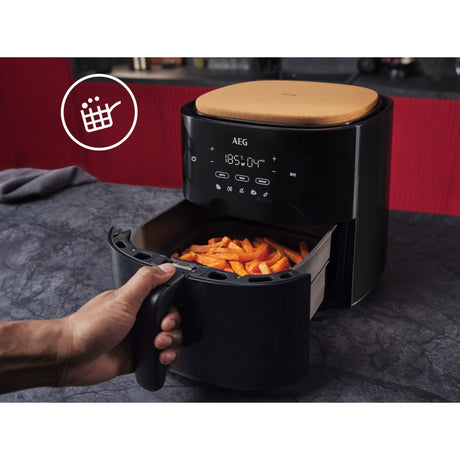 EAN 7333394032627 - AEG AAF7B Sencillo 6,8 L 1800 W Freidora de aire caliente Negro imagen 4