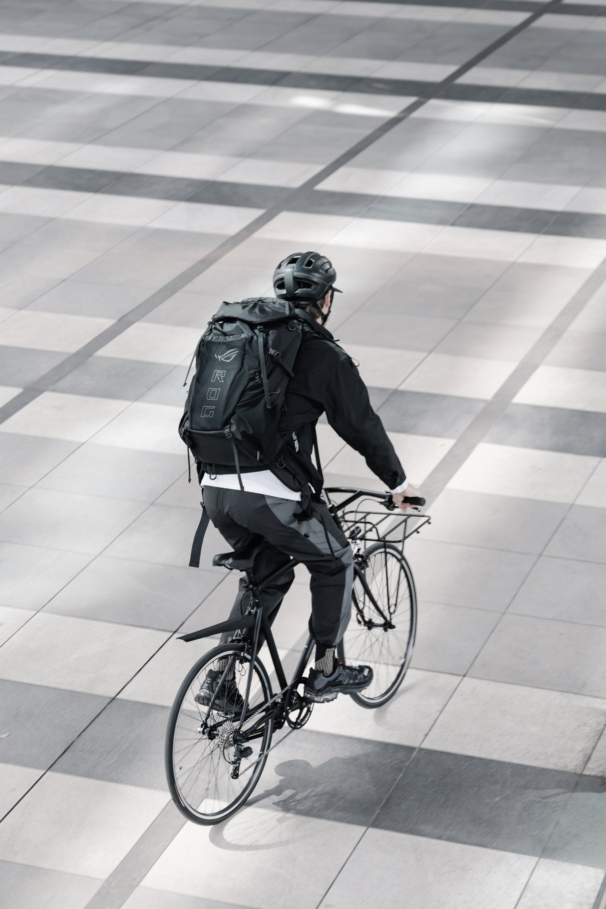 EAN 4711387586969 - ASUS ROG Archer ErgoAir mochila Mochila de gaming Negro EVA (Etileno Acetato de Vinilo), Licra, Nylon imagen 21