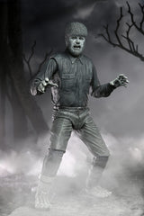 Figura Neca Universal Monster Scale Action Ultimate Wolf (B&W)