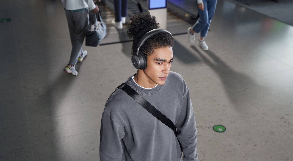 Anker Soundcore Space One Pro + Case Negro