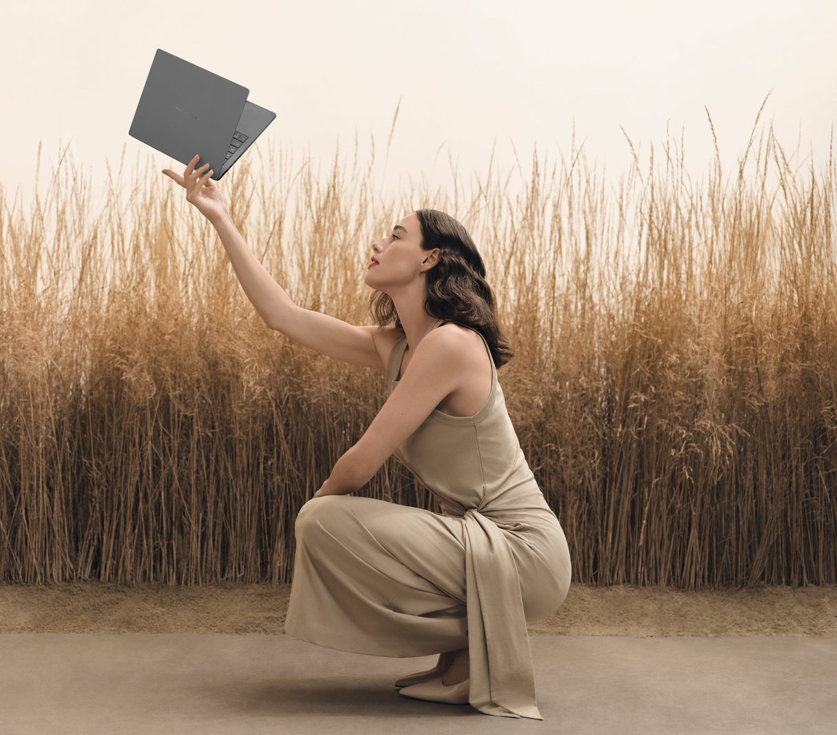 Asus Zenbook A14 Oled Ux3407ra-Qd031w Copilot+ Pc - Ordenador Portátil 14" Wuxga (Qualcomm Snapdragon X1e-78-100, 32gb Ram, 1tb Ssd, Qualcomm Adreno Gpu, Windows 11 Home) Gris Islandés - Teclado Qwerty Español