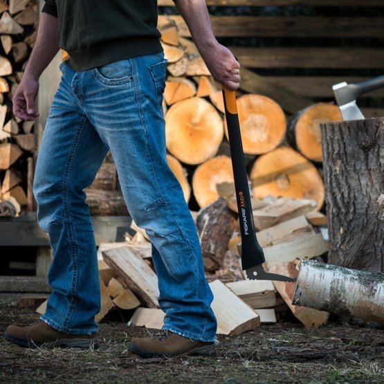 Fiskars Zapa Xa22 De Mango Largo, Longitud: 78 Cm, Estuche Incluido  1003623