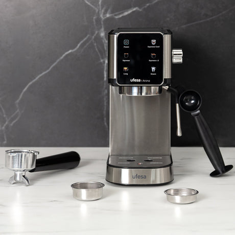 EAN 8422160061172 - Ufesa Arona Manual Máquina espresso 1 L imagen 3