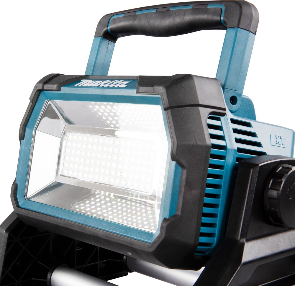 Lámpara Led Makita Dml809